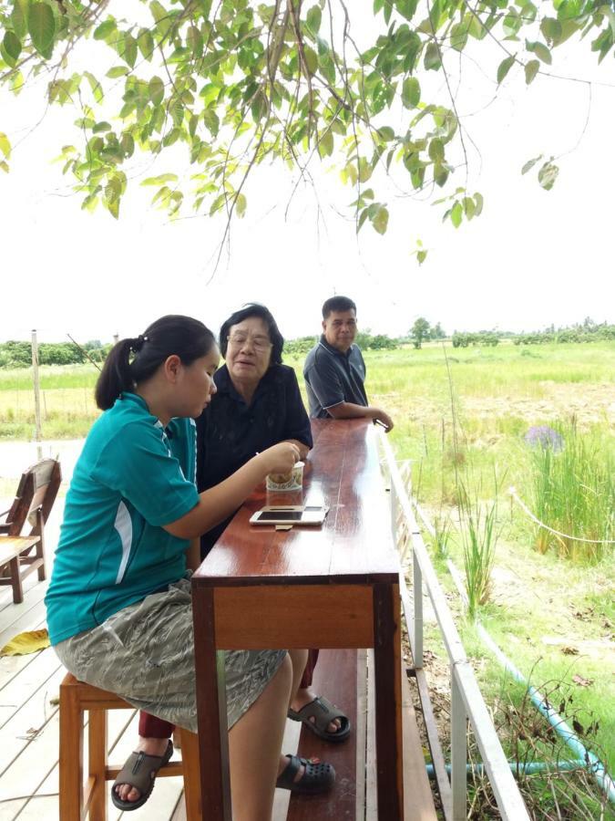 Raina-Suanpa Lung Sood Farmstay Suphan Buri Exterior photo